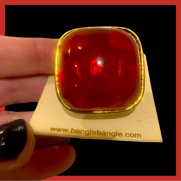 Amrita Singh Jewelry - NWT Amrita Singh ruby color ring with elastic band